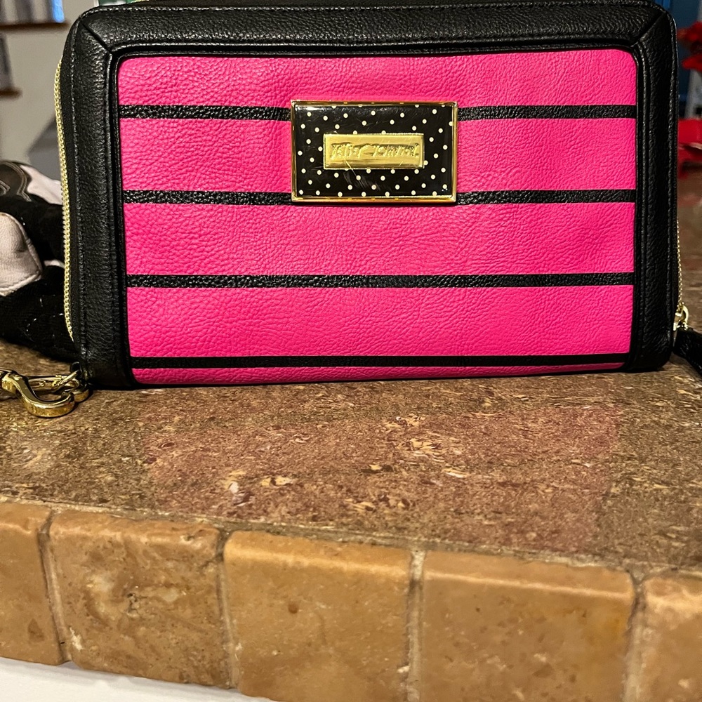 Betsy Johnson wallet wristlet